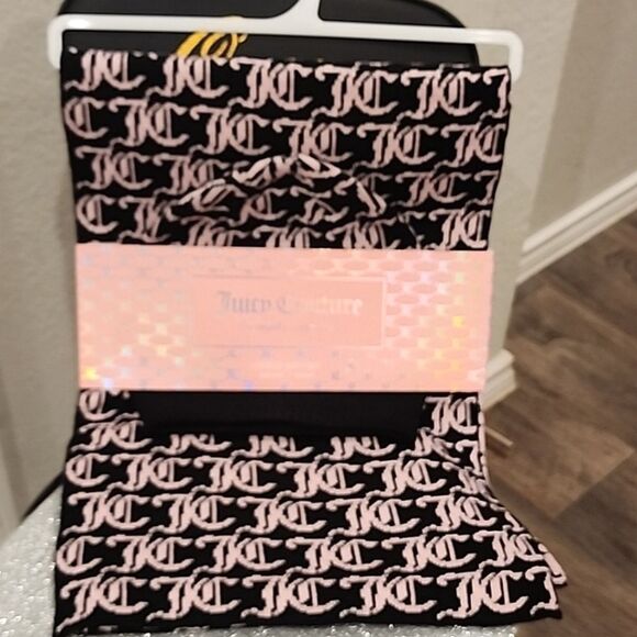 Juicy Couture JC Logo 2PC Knit Hat & Scarf Set - Picture 2 of 5